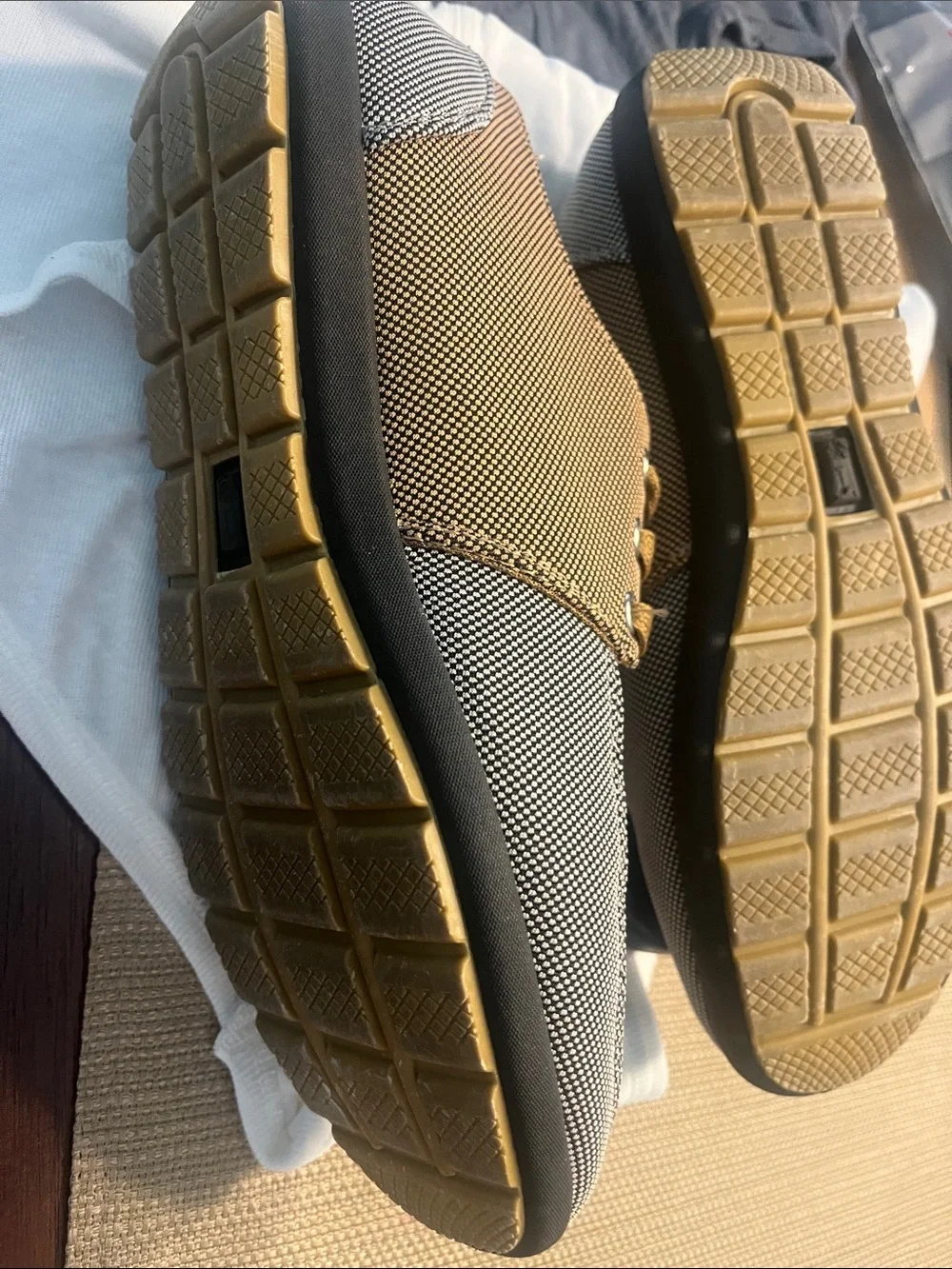 Men's Excalibur costume shoes Tan Quilted Lace-Up Oxfords 7.5 -8
